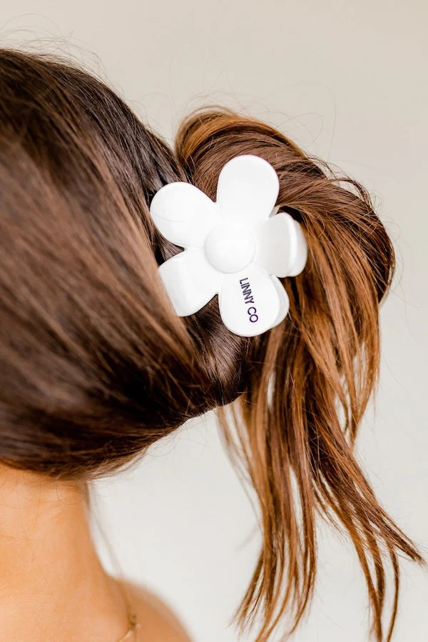 Gigi Claw Clip – Camp Waldemar Store display picture 1