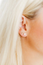 Load image into Gallery viewer, Payton Pearl Earrings
